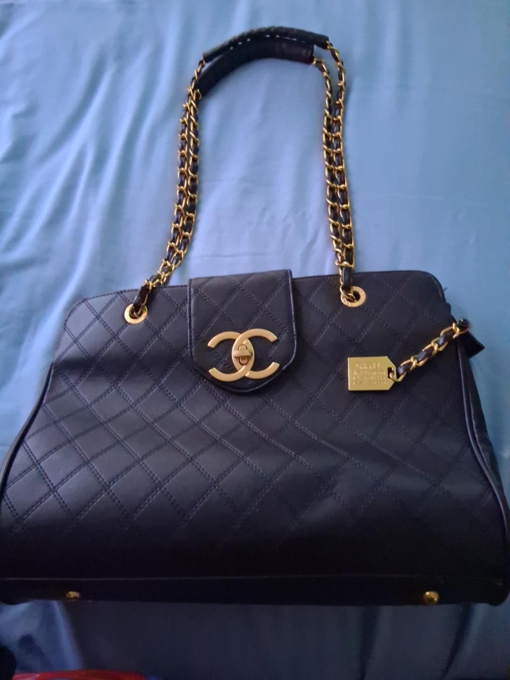 CHANEL Navy Quilted Leather Shoulder Bag with Gold Hardware